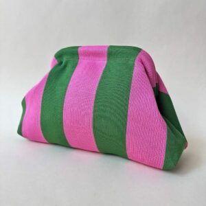 Fargerik pouch med striper